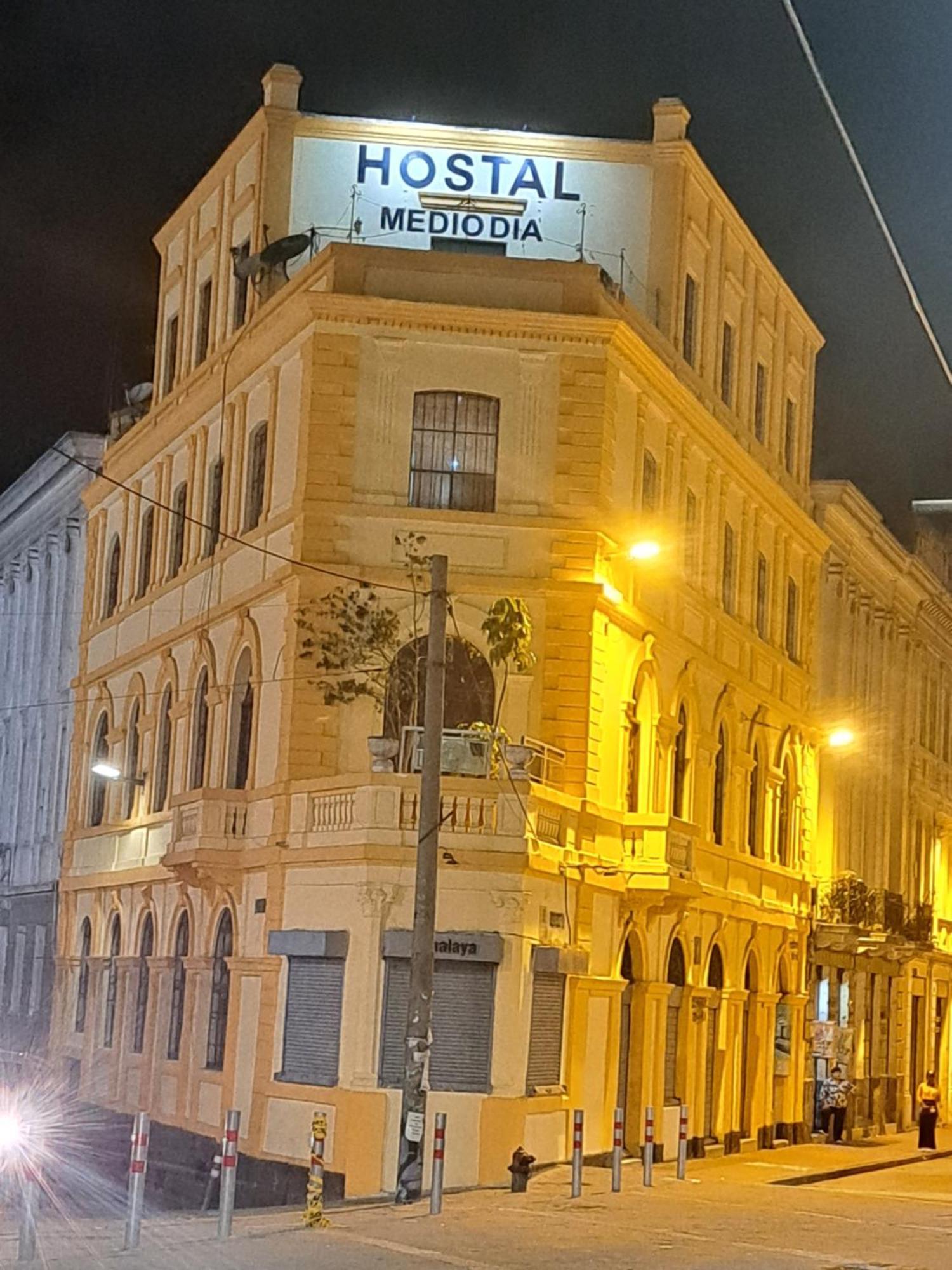 Hostal Mediodia Quito Kültér fotó