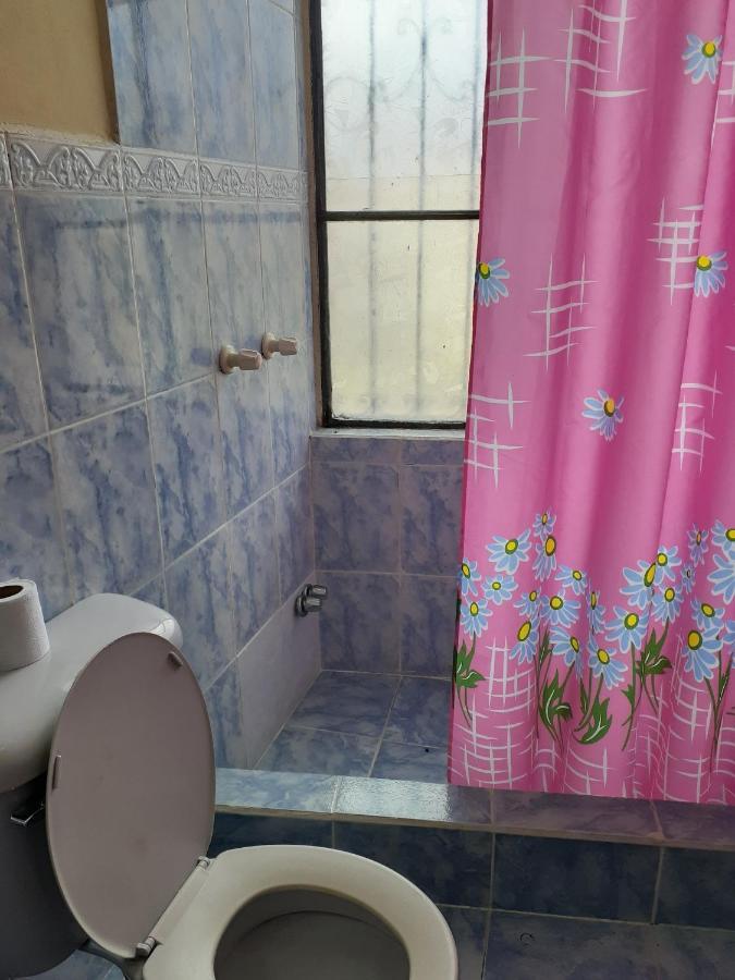 Hostal Mediodia Quito Kültér fotó
