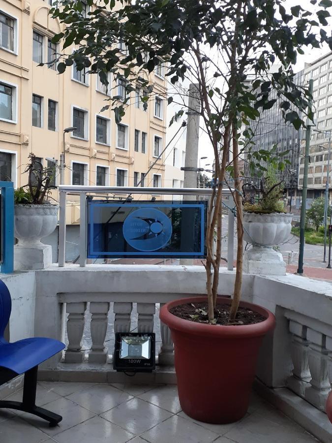 Hostal Mediodia Quito Kültér fotó