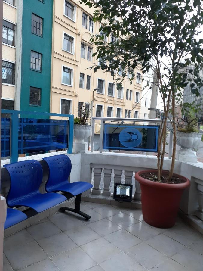 Hostal Mediodia Quito Kültér fotó